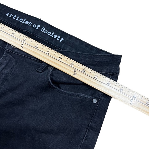 Articles Of Society 31 Black Sammy Diagonal Hem Distressed Jeans - Picture 12 of 12